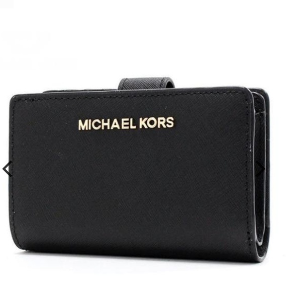 Michael Kors Handbags - Michael Kors jet set travel zip coin wallet black